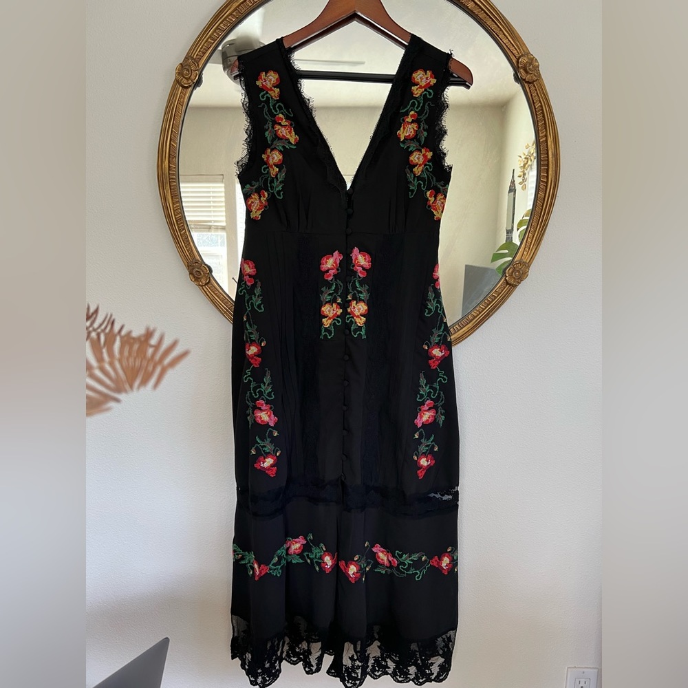 ASOS lace maxi dress women’s size 6 🔥